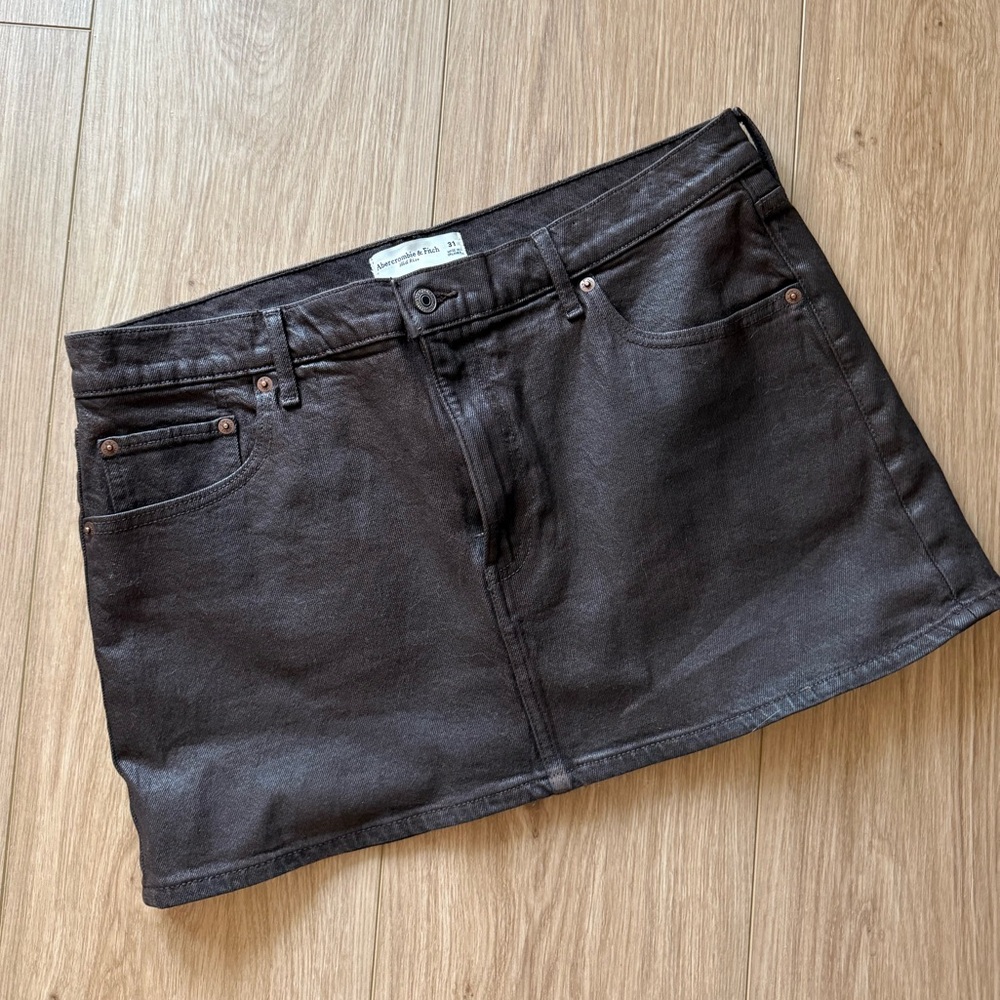 ABERCROMBIE coated denim mini skirt